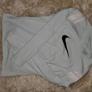 Nike long sleeve shirt